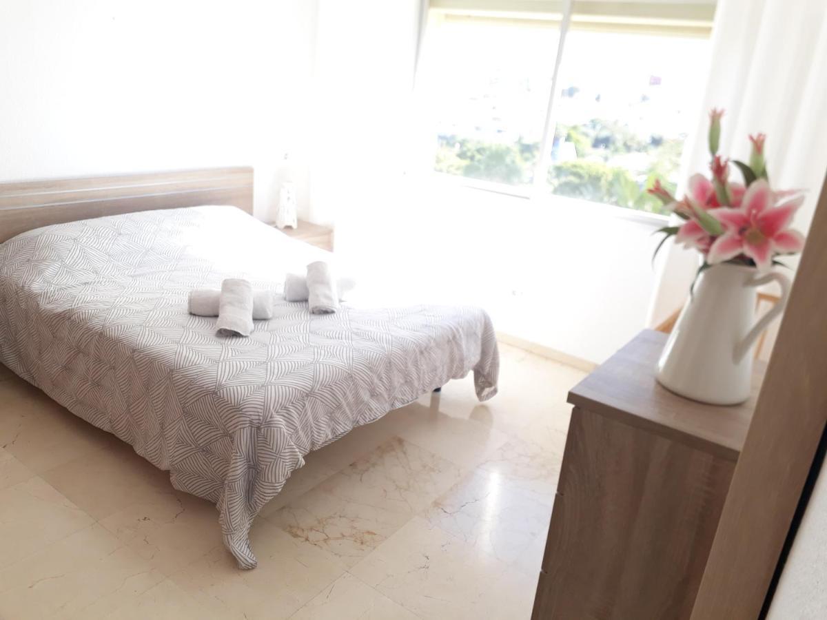 Urbanizacion Puerto Paraiso Estepona Dış mekan fotoğraf