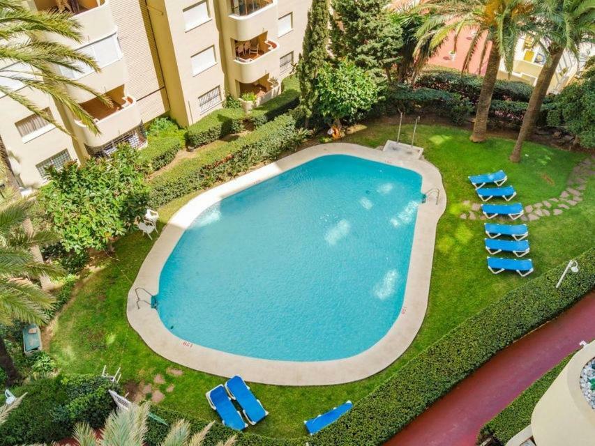 Urbanizacion Puerto Paraiso Estepona Dış mekan fotoğraf