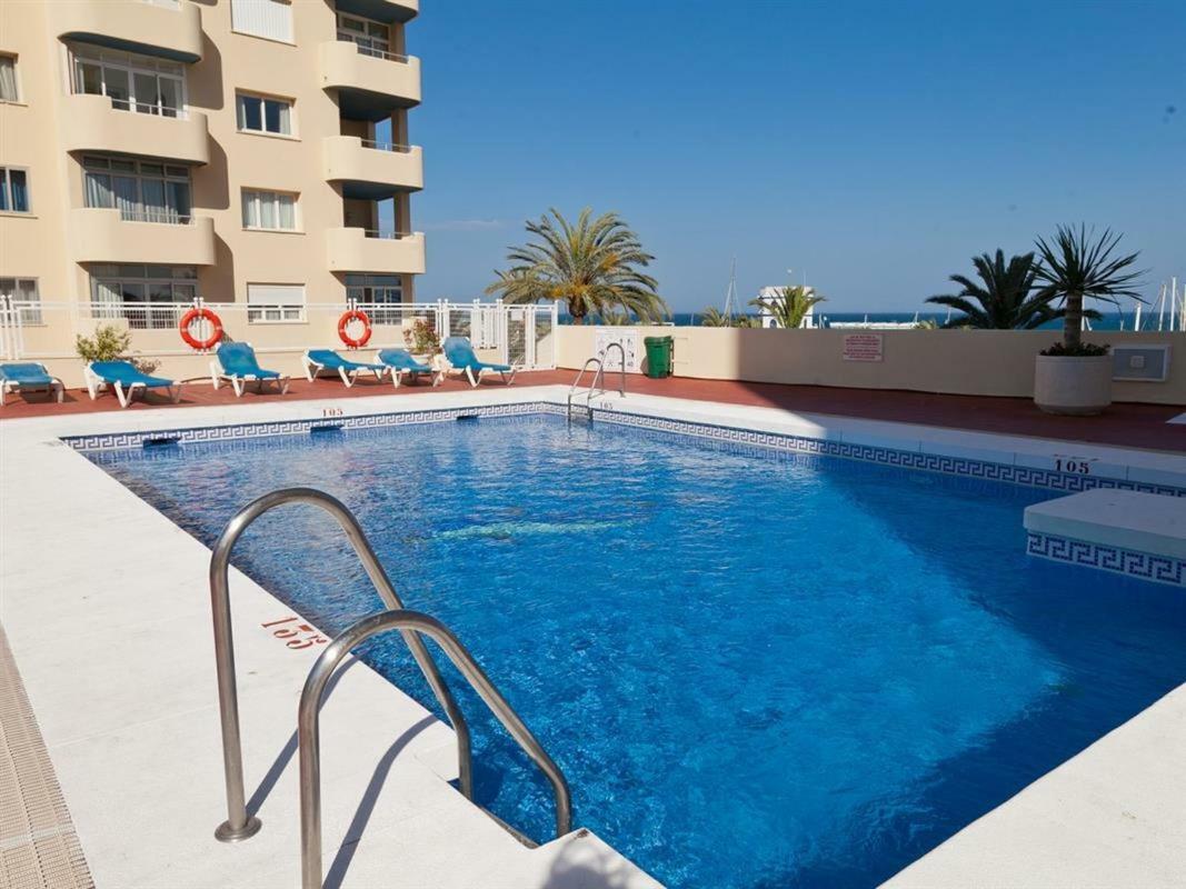 Urbanizacion Puerto Paraiso Estepona Dış mekan fotoğraf